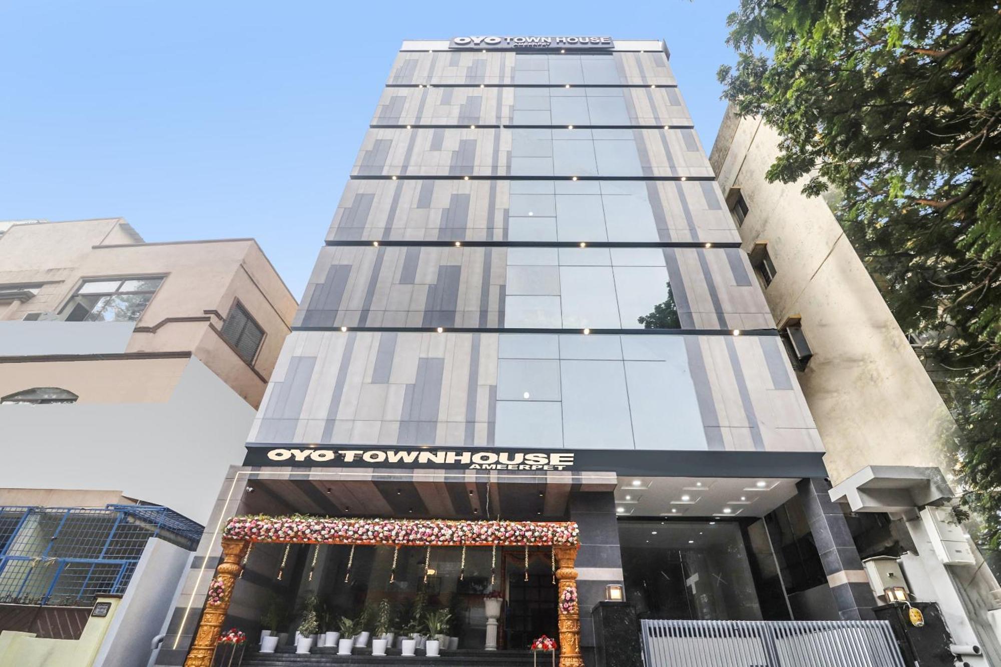 OYO Townhouse 1033 Ameerpet Haiderabad Buitenkant foto