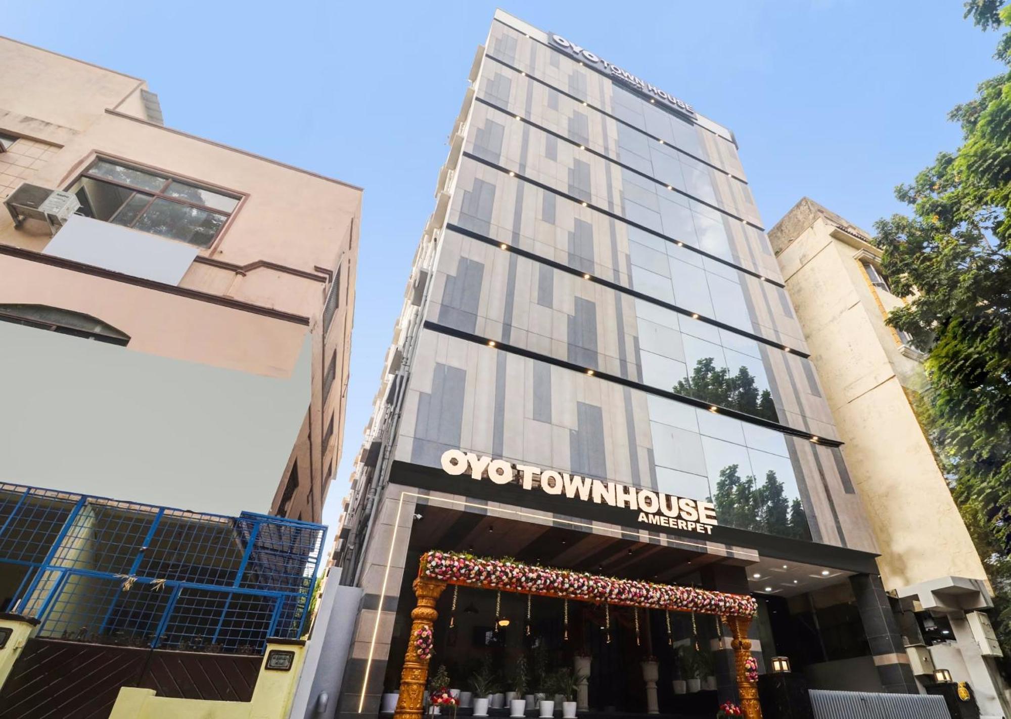 OYO Townhouse 1033 Ameerpet Haiderabad Buitenkant foto