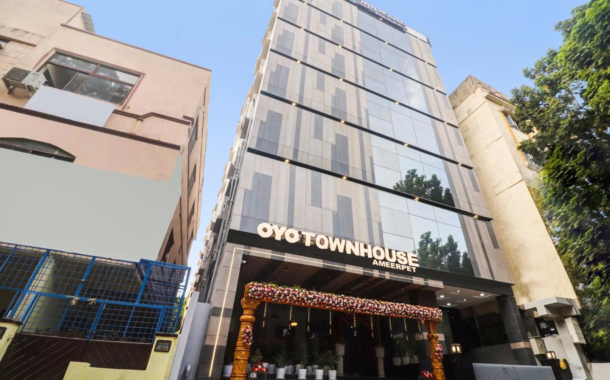 OYO Townhouse 1033 Ameerpet Haiderabad Buitenkant foto