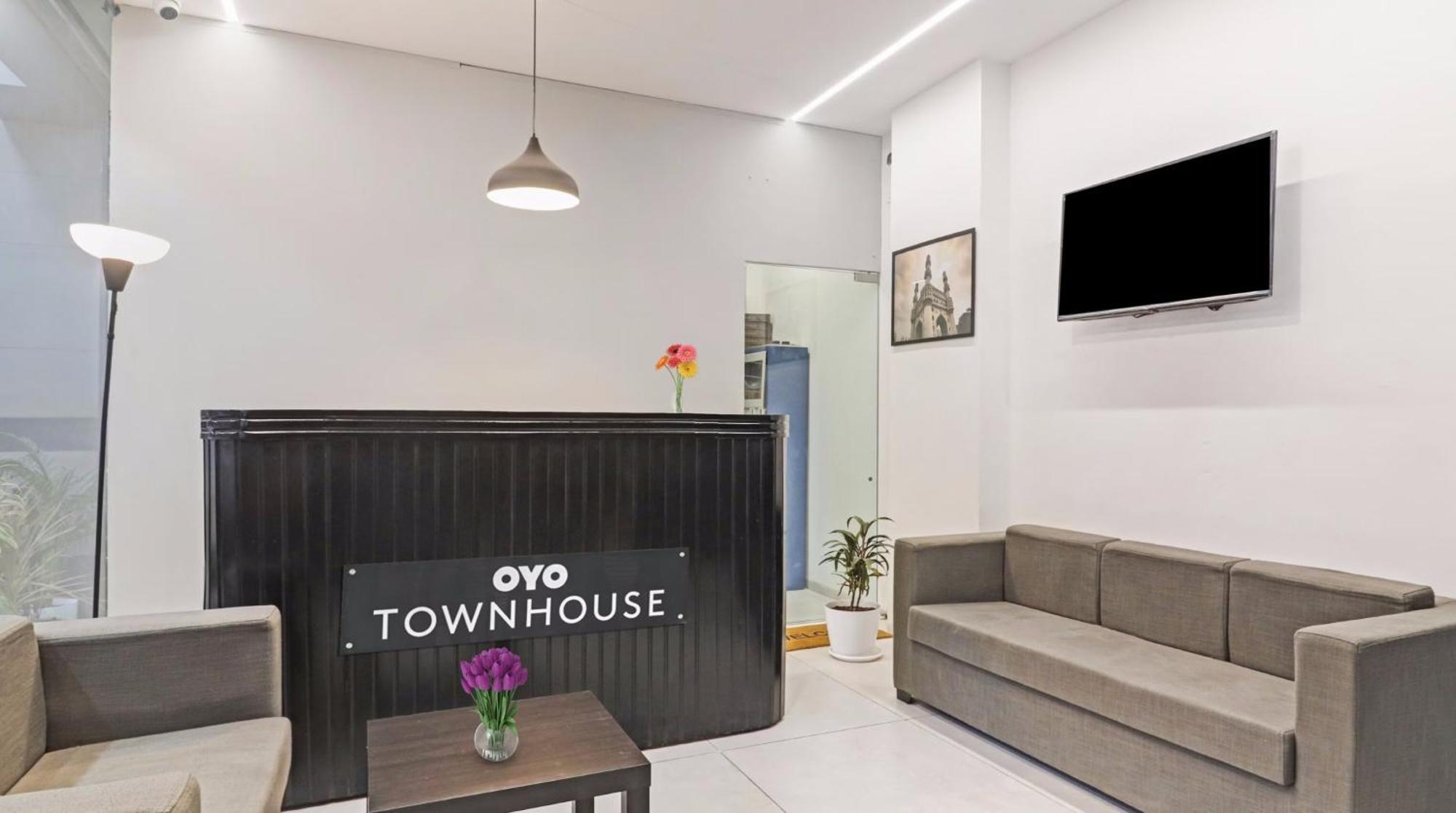 OYO Townhouse 1033 Ameerpet Haiderabad Buitenkant foto